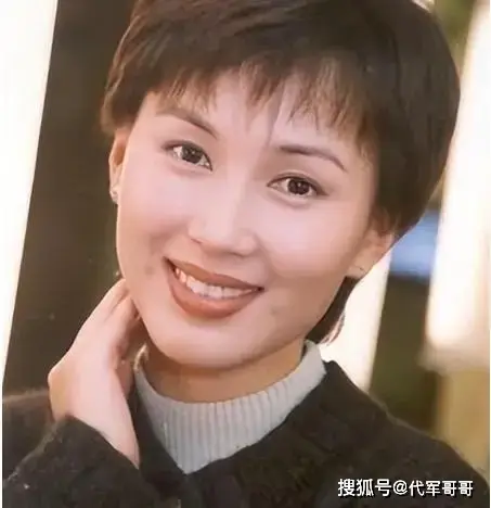 流落街头女明星_陈秀雯 替夫还债 娱乐圈女明星