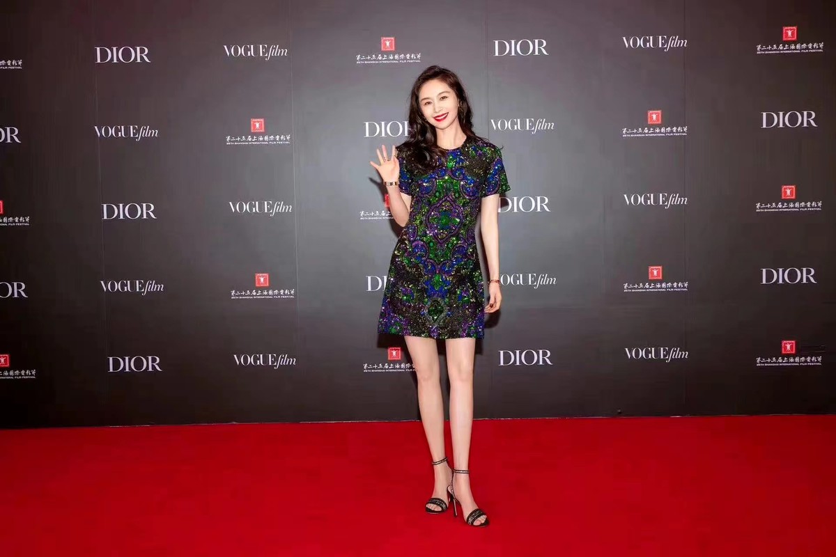 女明星身高气场强大_实际身高矮小气场高_女明星身高排行