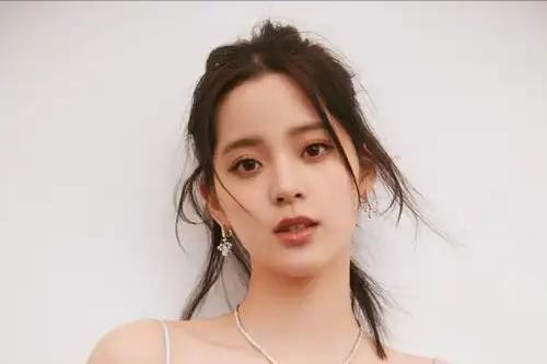 娱乐圈吻戏图片_娱乐圈没有分寸感明星_杨幂没分寸感行为